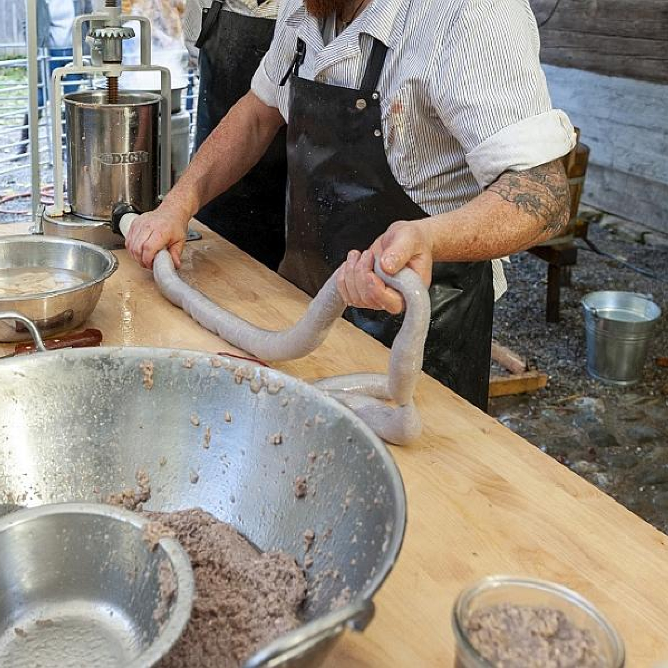 Herbstferienprogramm, Stricken und Schlachtfest