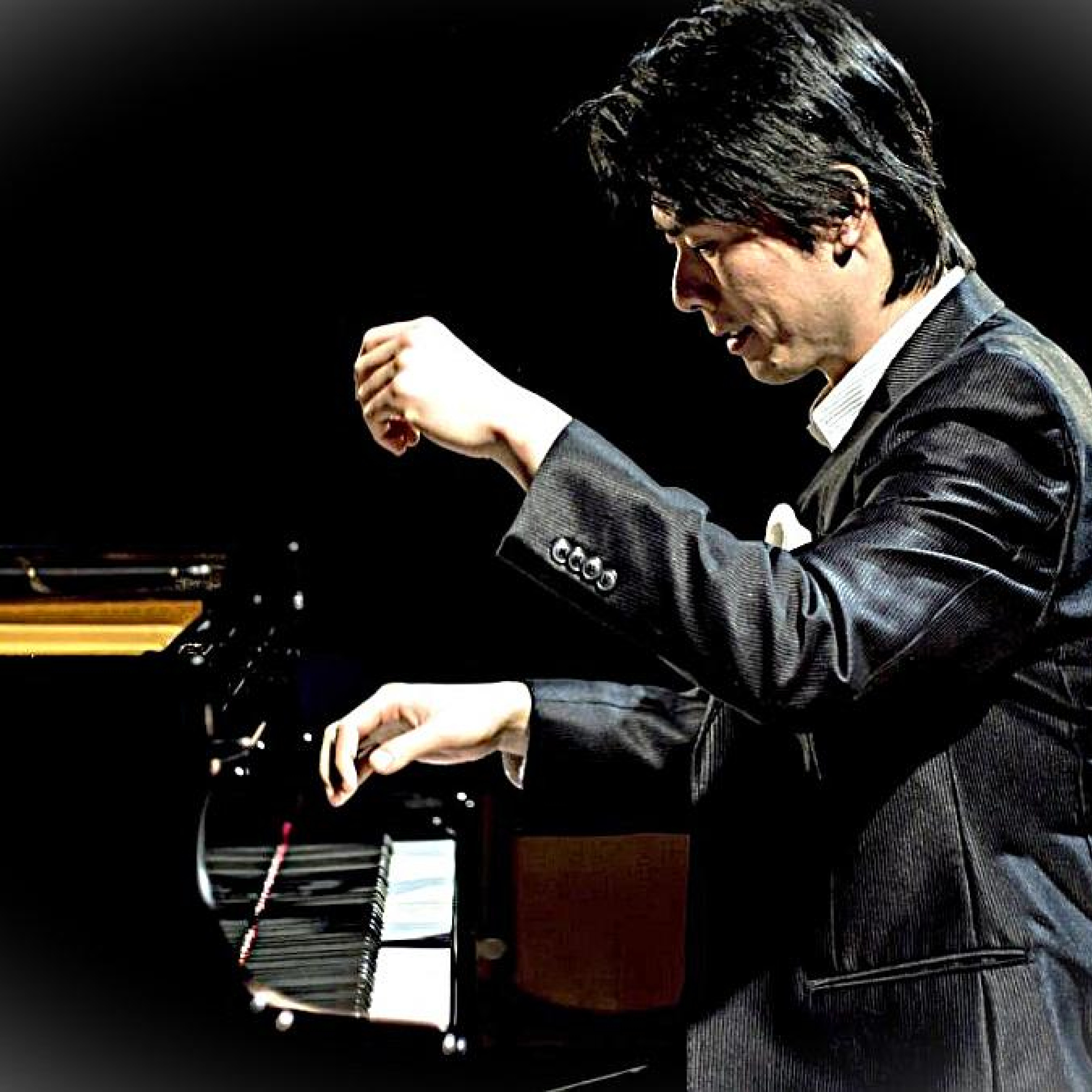 Kotaro Fukuma Klavier
